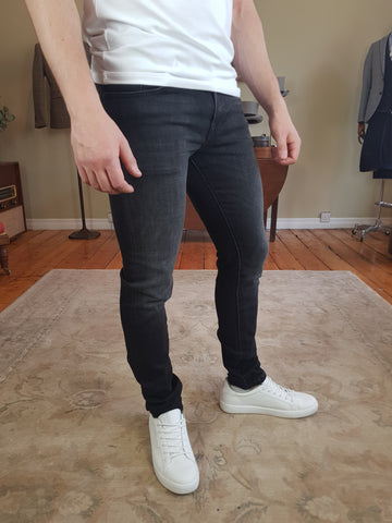 Leon Slim Black Jeans By Selected